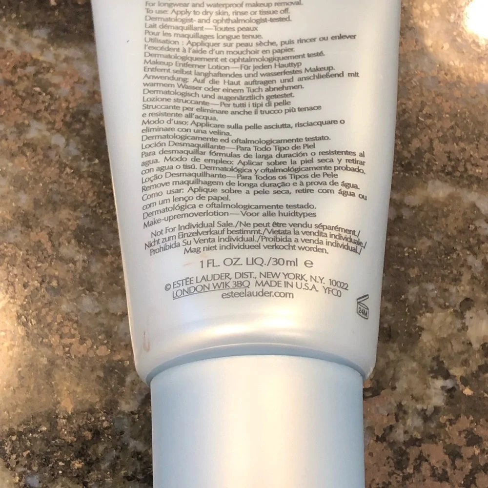New unopened Set of two Estée Lauder cleansers